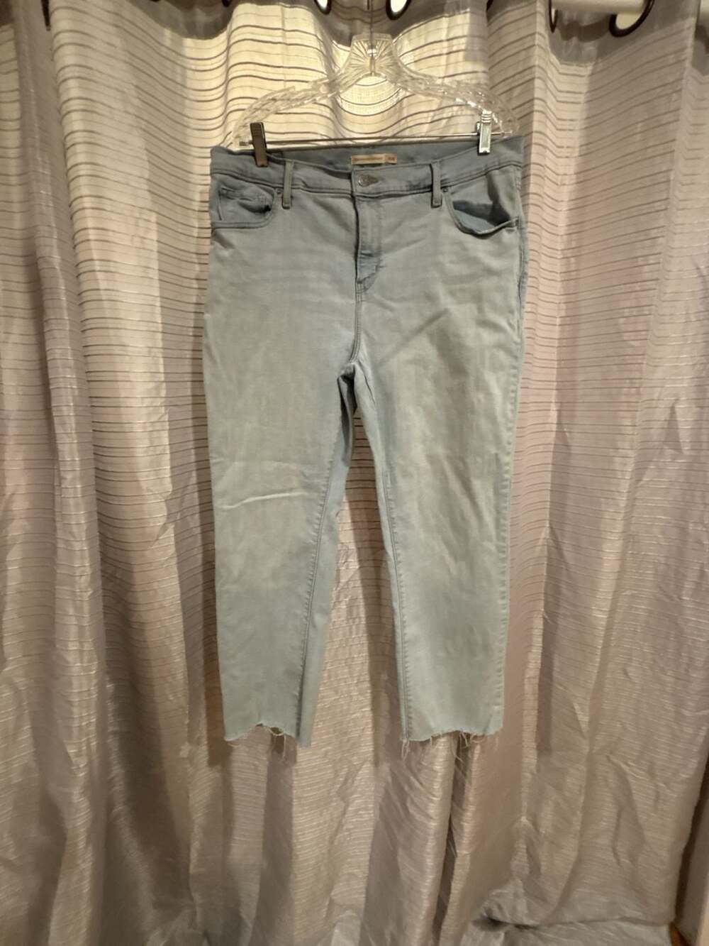 Levi's 724 High Rise Straight Raw Hem Light Wash Denim Jeans Women's Size 16W